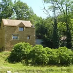 Domaine Du Roc 34 Personnes Casa de Férias