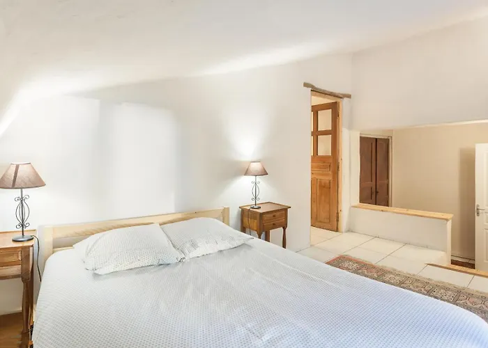 Domaine Du Roc 34 Personnes