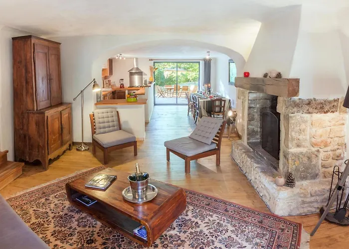 Domaine Du Roc 34 Personnes