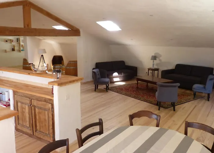 Domaine Du Roc 34 Personnes Tatil Evi